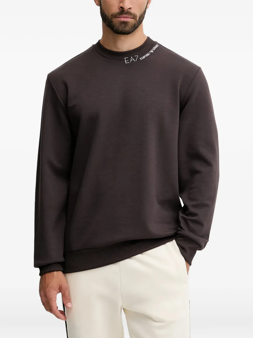 Ea7 Emporio Armani logo-detail crew-neck sweatshirt - Marrone