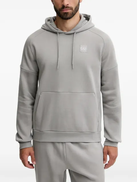Ea7 Emporio Armani traje deportivo con logo estampado