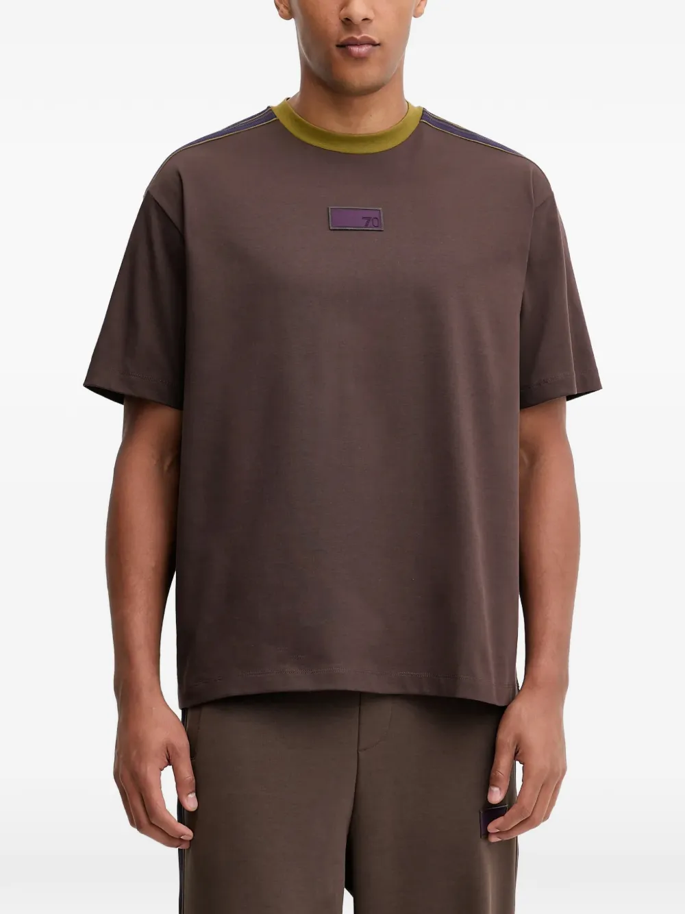 Ea7 Emporio Armani contrast-trim T-shirt - Marrone