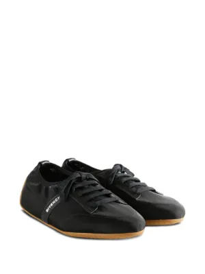 VIP【関税送料無料】希少 GIVENCHY SKATE SNEAKERS GIVENCHY Mid Top Skate Sneakers Black - Clothing from Circle