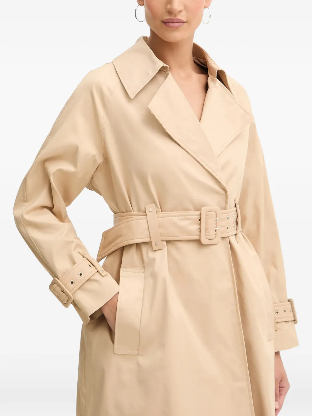 GUESS USA Trenchcoat met manchetten en ceintuur Beige