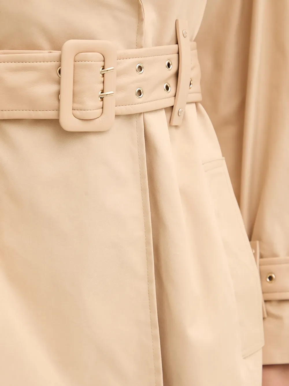 GUESS USA Trenchcoat met manchetten en ceintuur Beige