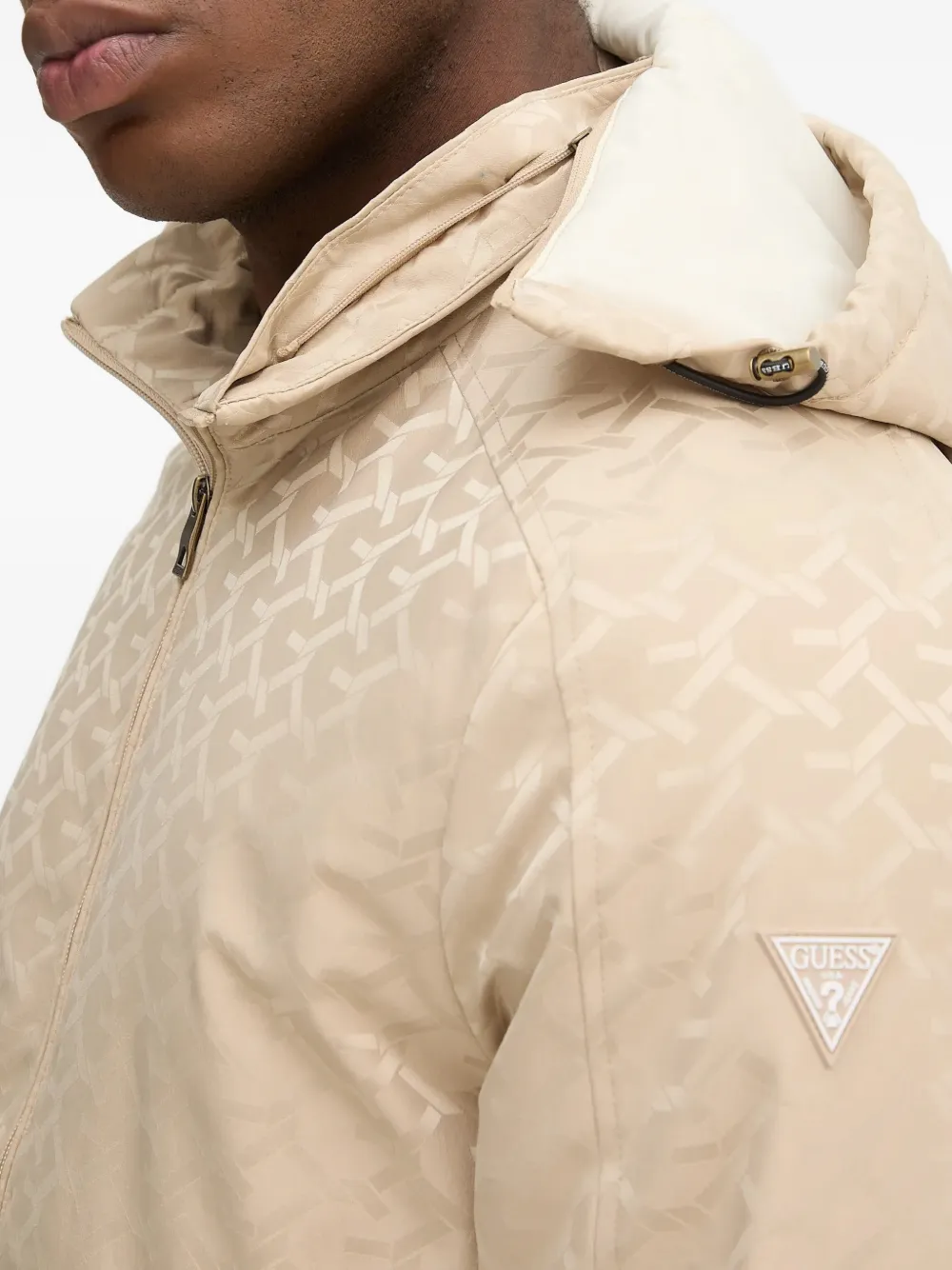 GUESS USA Jack met capuchon en patroon Beige