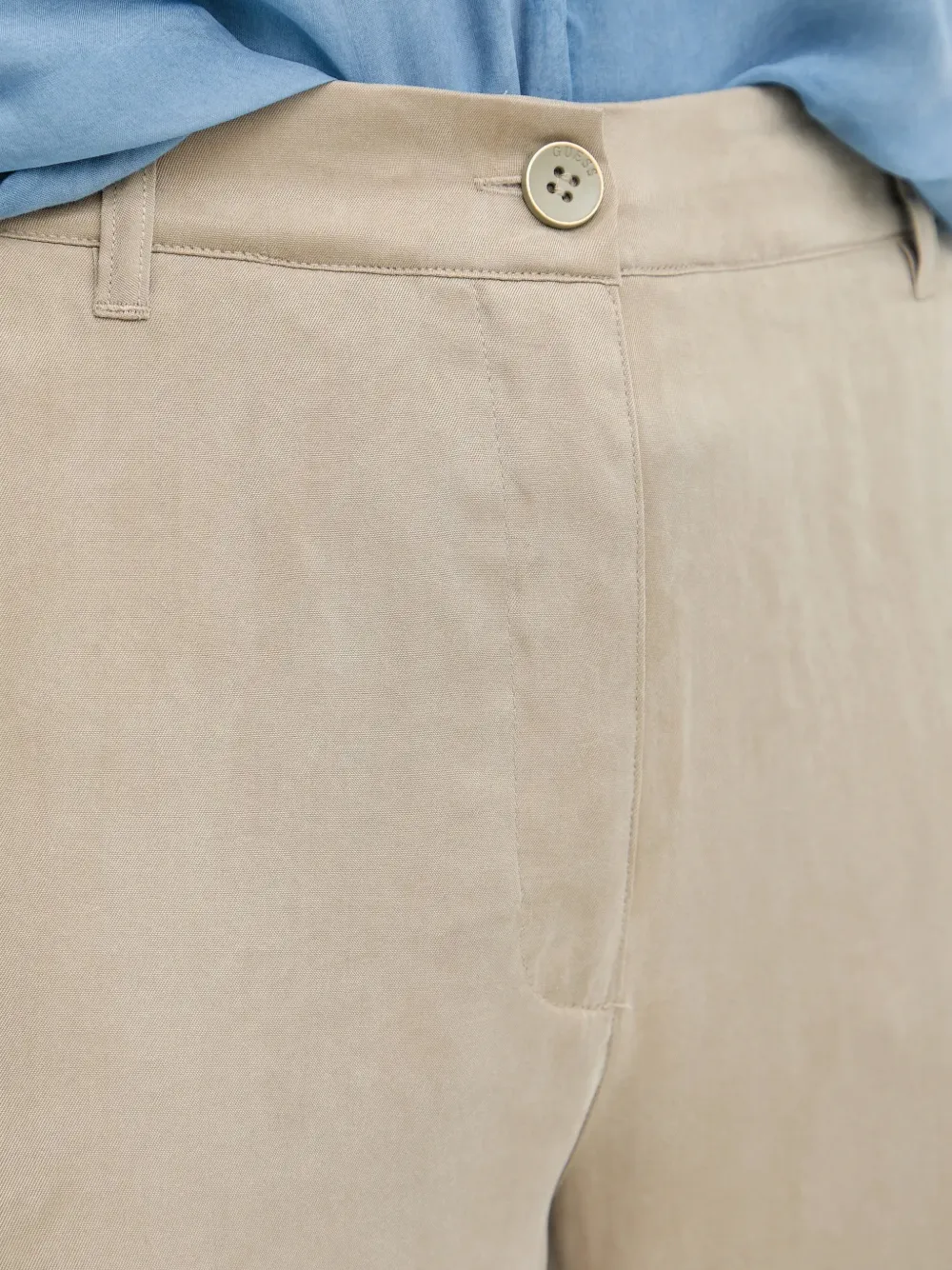 Guess Usa Buttoned Trousers In Neutral