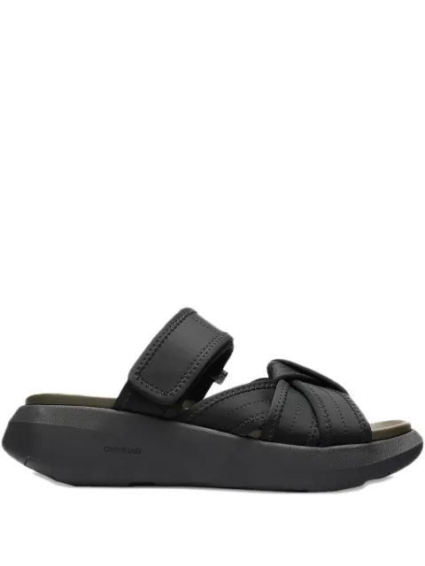 ONWUAD crossover strap sandals