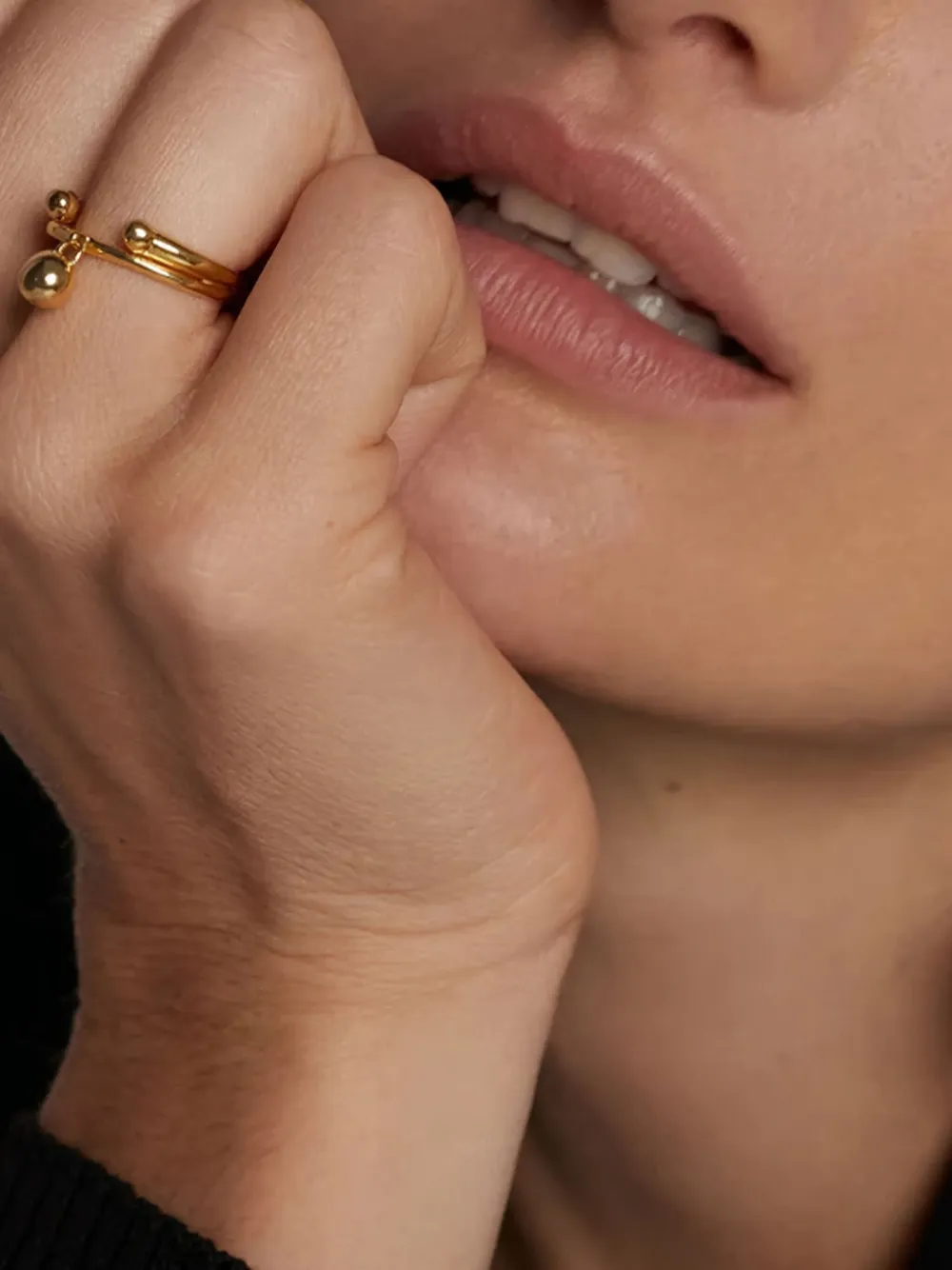 PD PAOLA Anello a fascia Berlin con decorazione - Oro