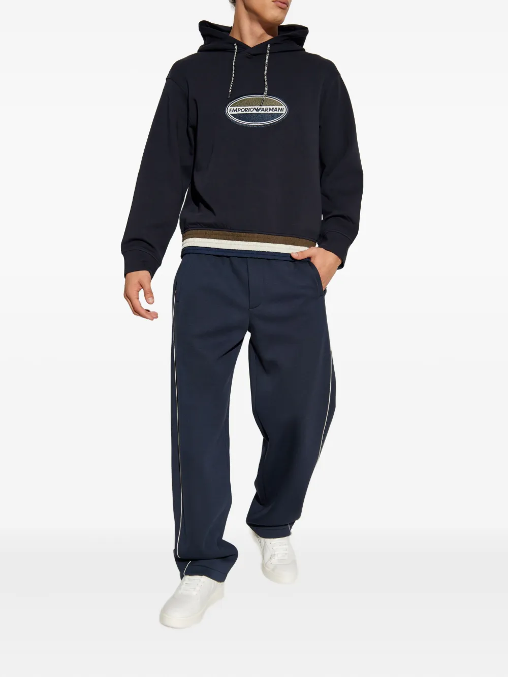 Emporio Armani embroidered-logo hoodie | Hoodies | Image 2