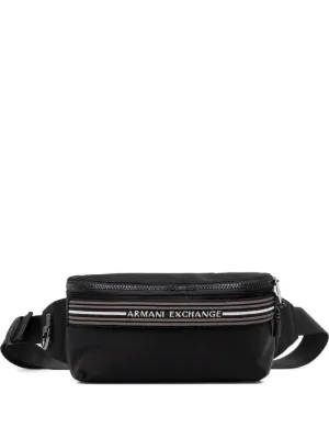 Prada ロゴプレート ベルトバッグ | ブラック | FARFETCH JP