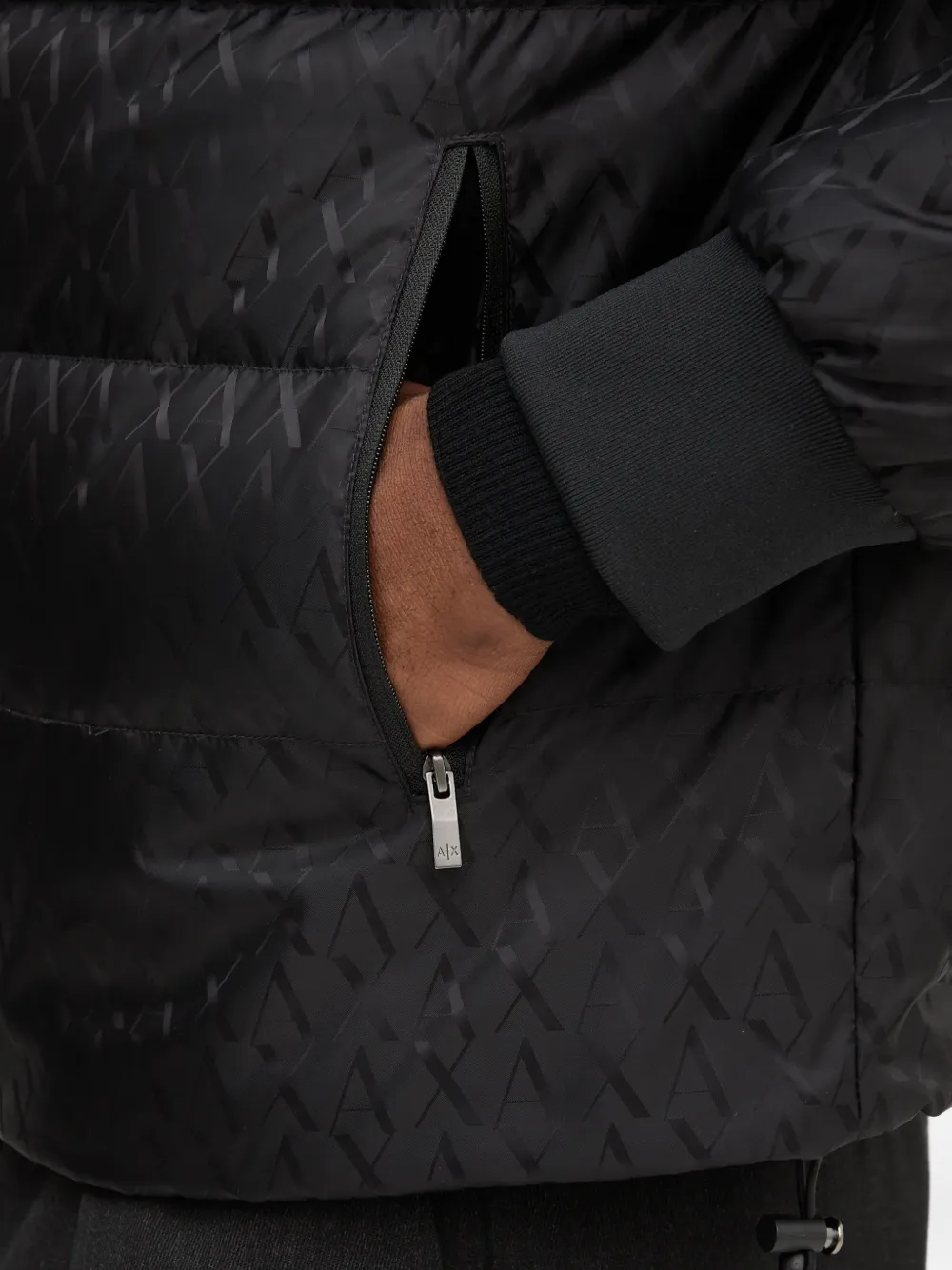 Armani Exchange Jack met monogram-print Zwart