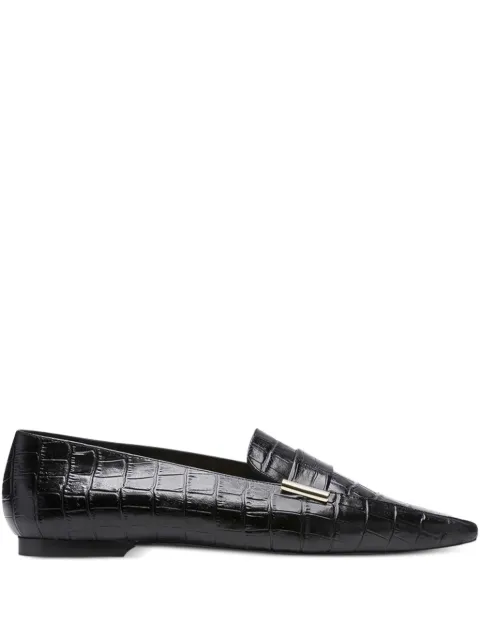 Flattered crocodile-embossed pointed loafers