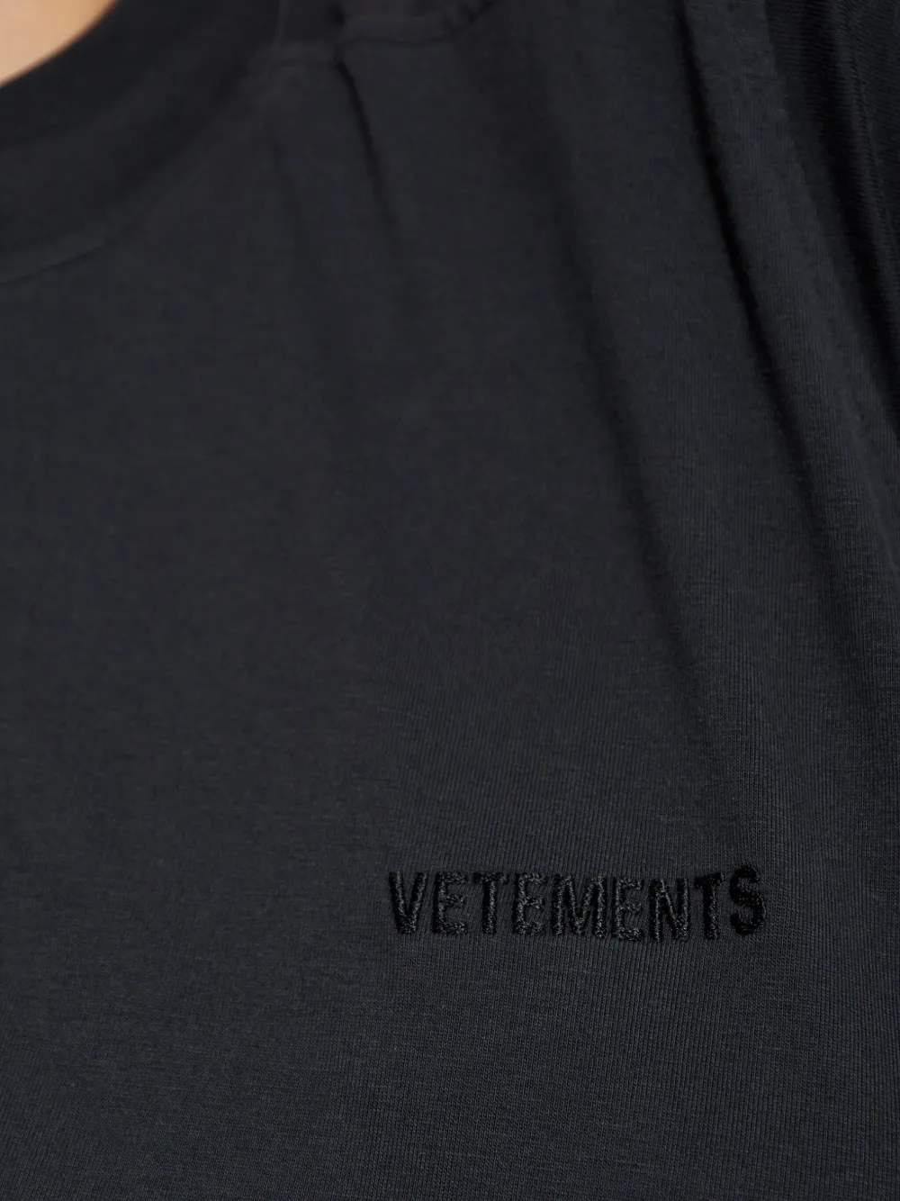 VETEMENTS Asymmetrisch gelaagd T-shirt Zwart
