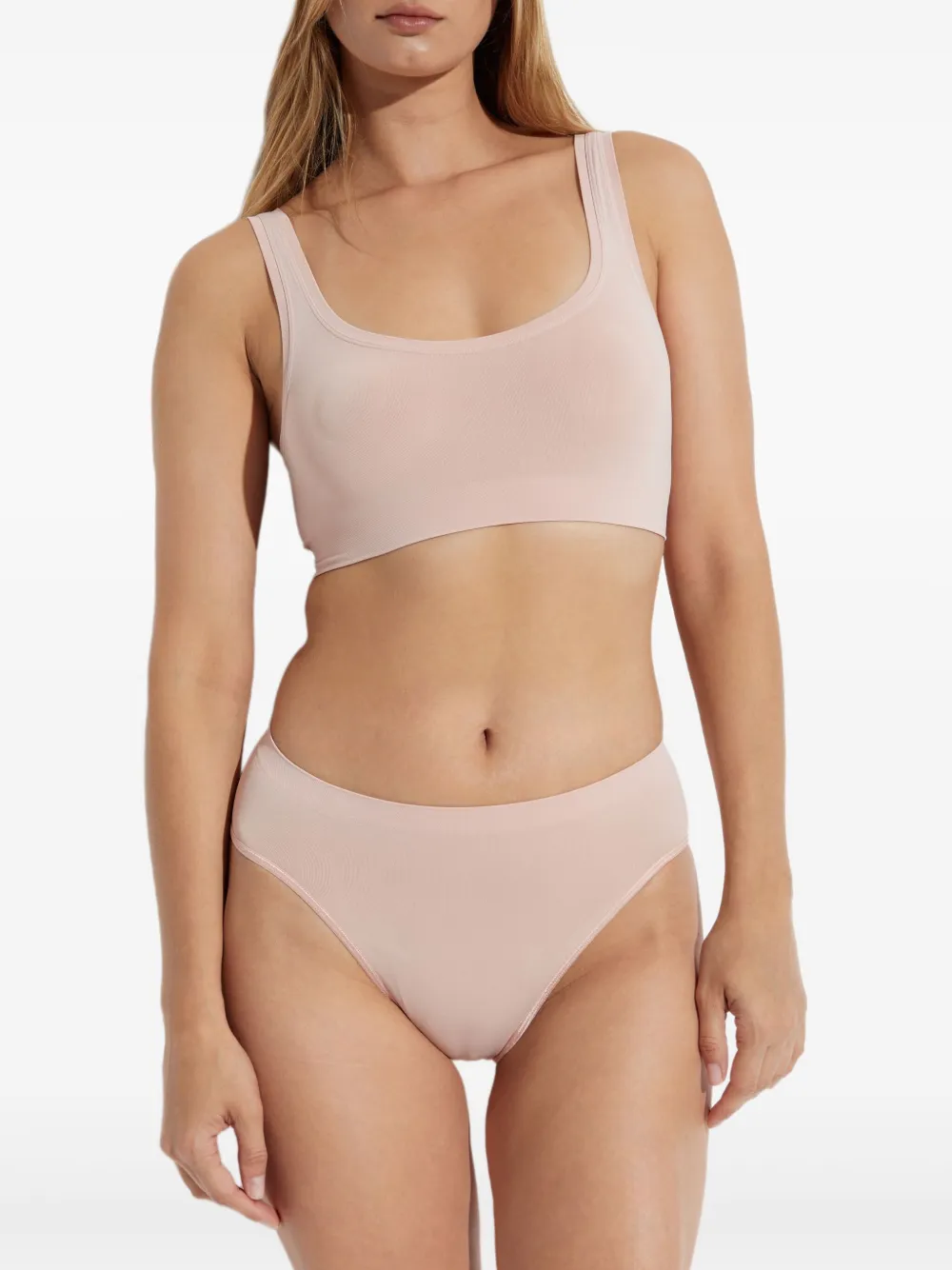 Hanro scoop-neck crop top | Image 2