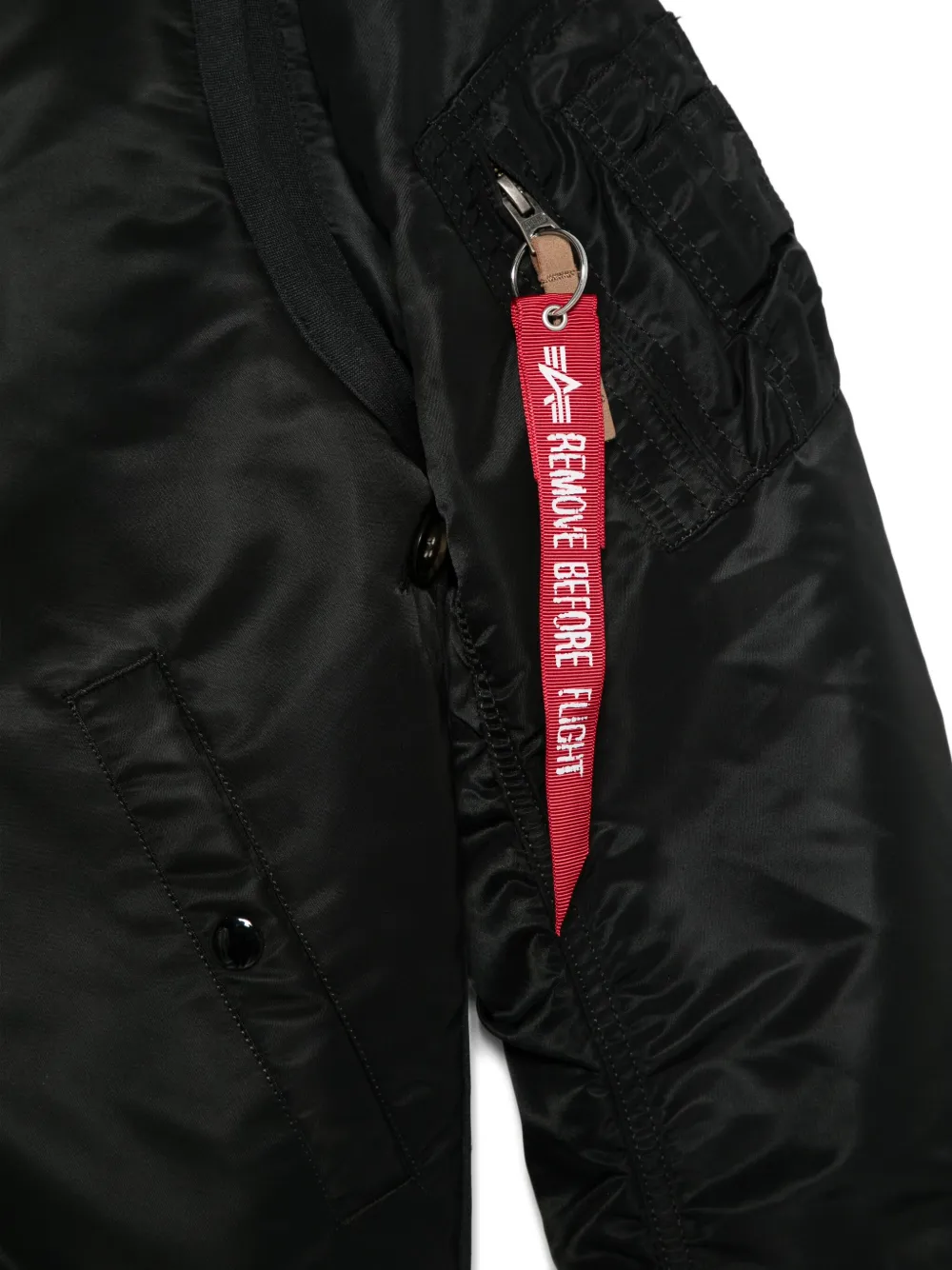 Lutz Huelle Ribbed Zip-fastening Bomber Jacket In Black