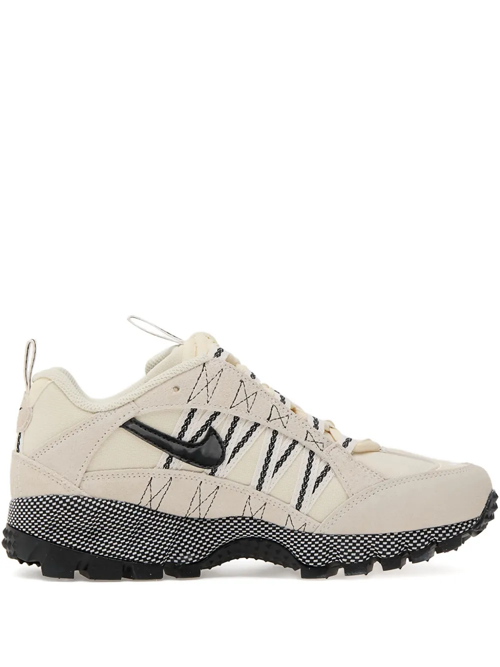 Nike Air Humara contrast-sole sneakers Neutrals