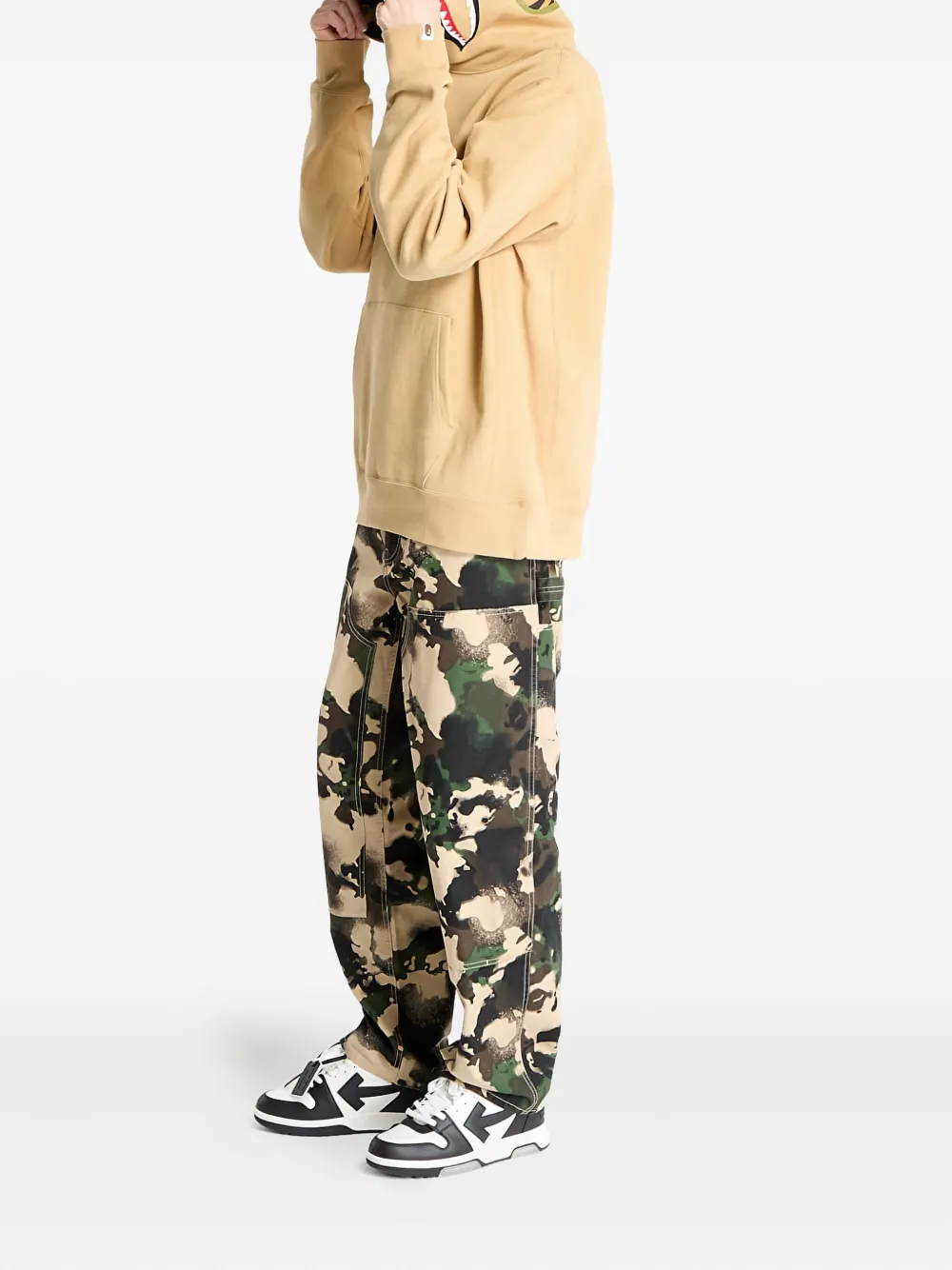 A BATHING APE ABC Camo sweater met capuchon en haaienpatroon Beige