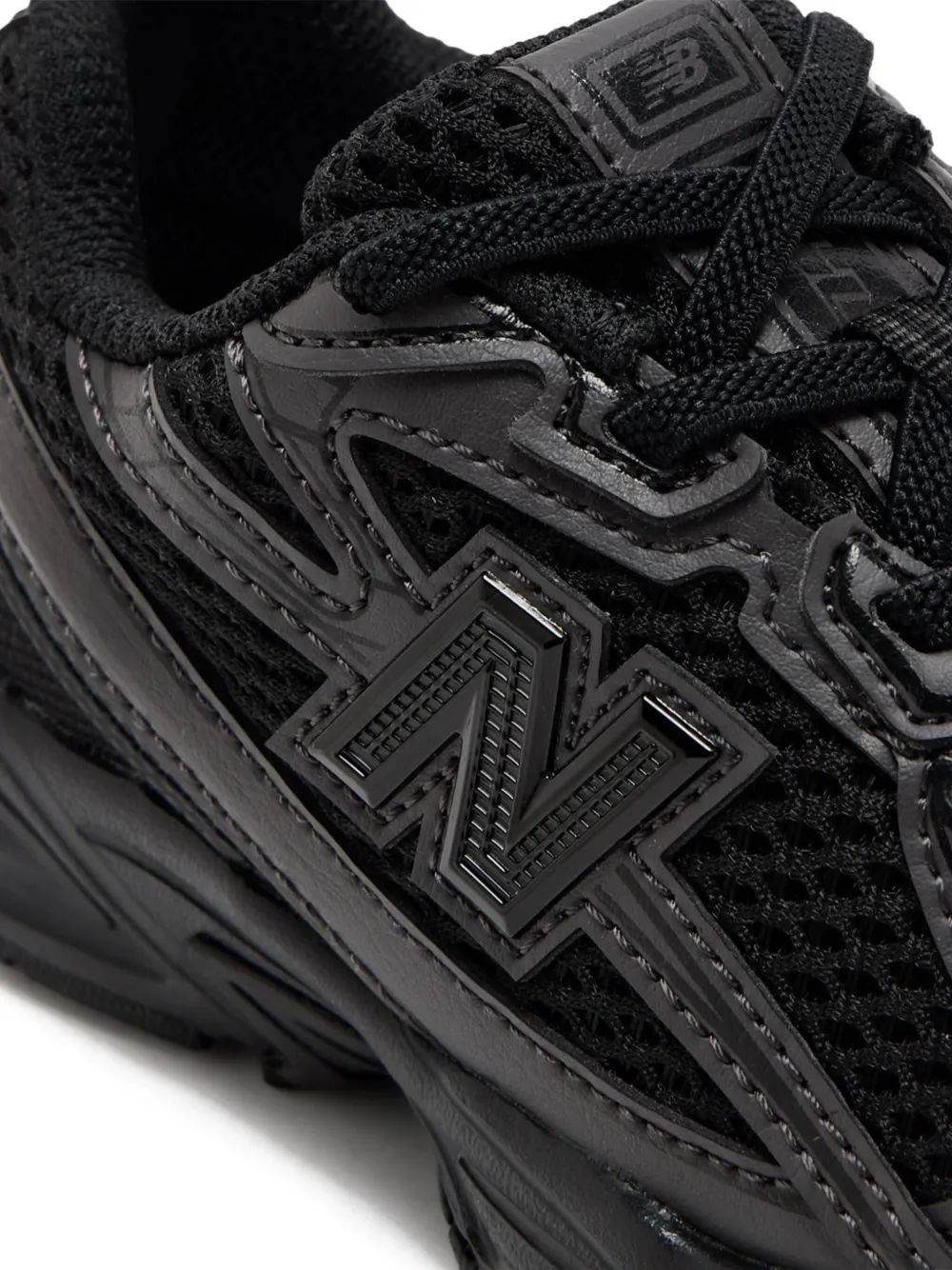 New Balance Kids logo-detail sneakers Black