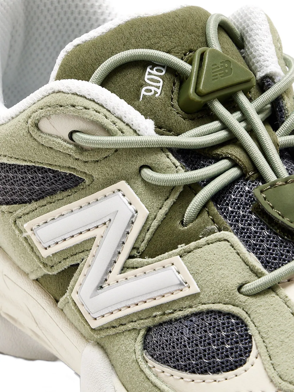 New Balance 550 Logo-detail Sneakers In Green