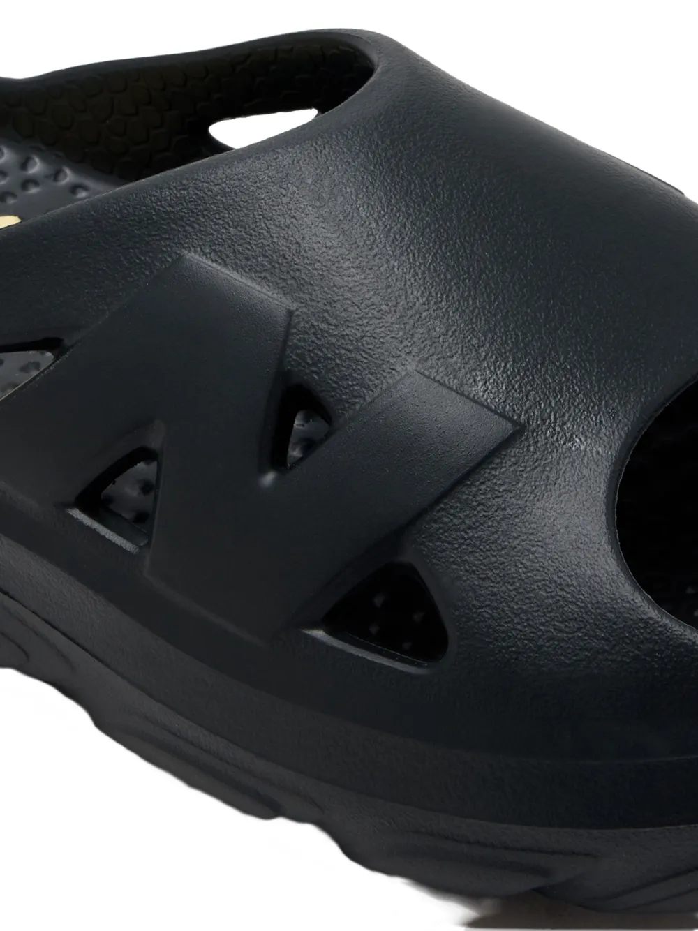 New Balance Fresh Foam Rcvry Slides In Black