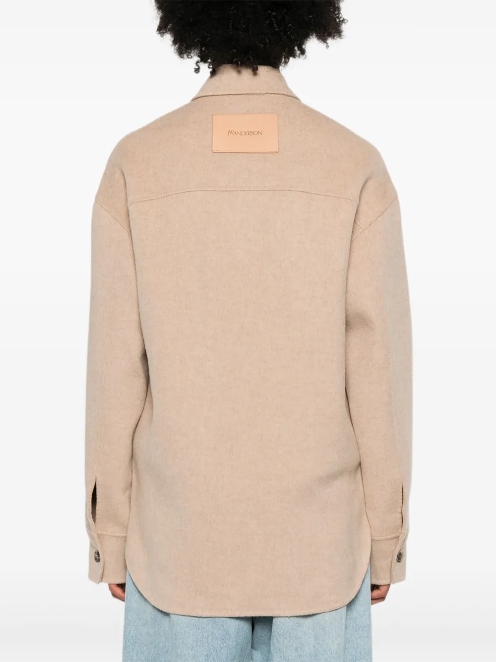 JW Anderson Jack met opgestikte zak en knopen Beige
