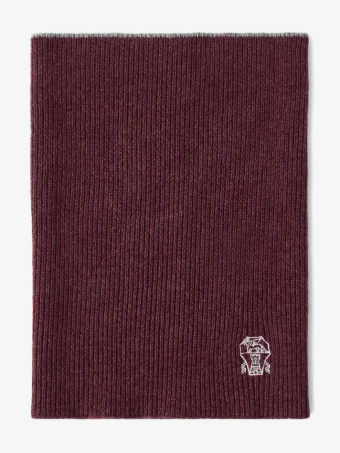 Brunello Cucinelli cuello de canalé con logo bordado
