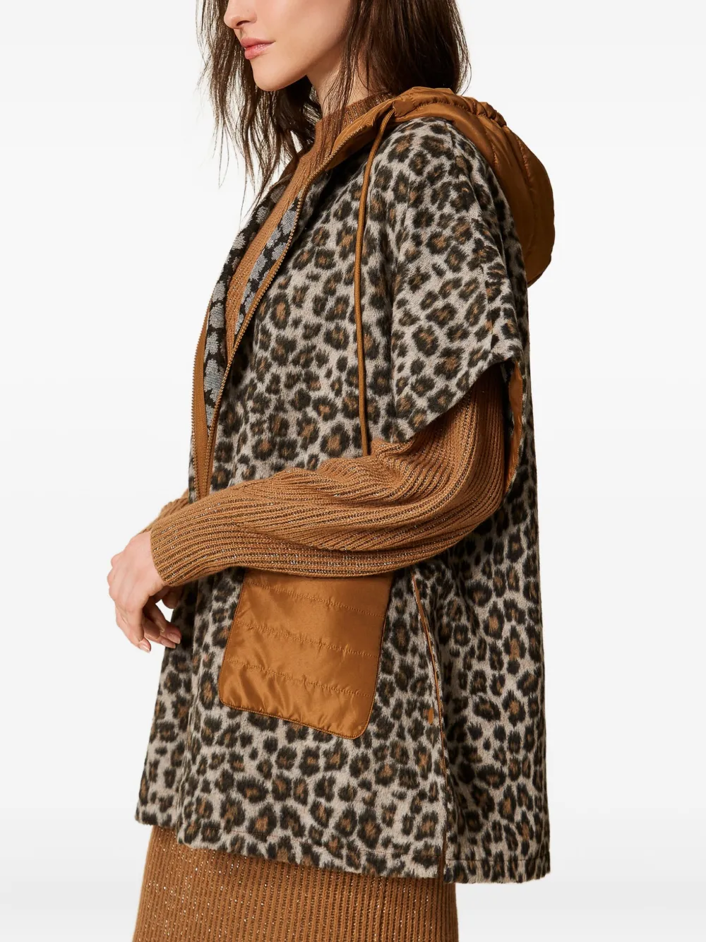 TWINSET chamarra con capucha y estampado de leopardo | Chamarras oversize | Image 2