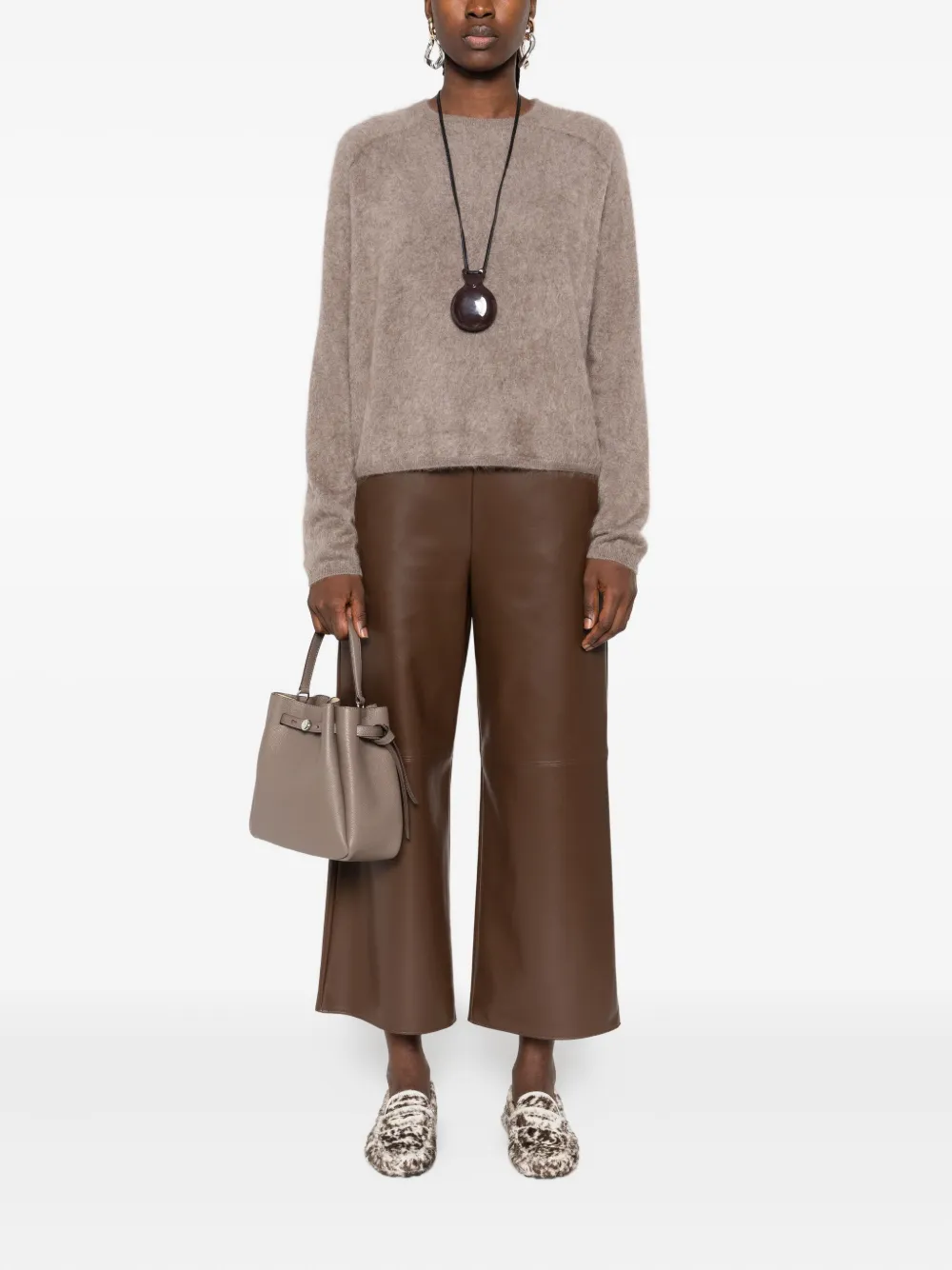 Lisa Yang Kasjmier trui met ronde alsh Beige