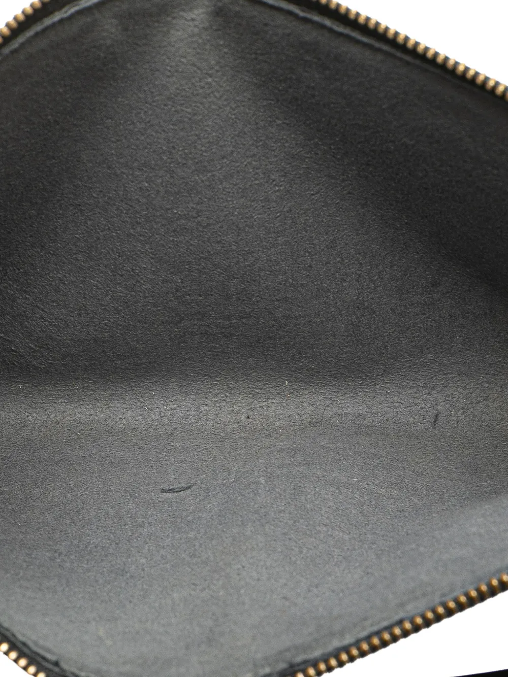 Pre-owned Louis Vuitton 2002 Epi Pochette Accessoires Shoulder Bag In Black
