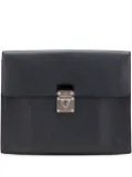 Louis Vuitton Pre-Owned 2009 Taiga Minuto clutch bag - Black