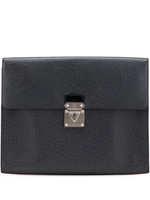 Louis Vuitton Pre-Owned 2009 Taiga Minuto clutch bag