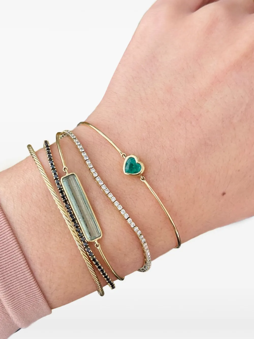 YI Collection 18K yellow gold Heart emerald bangle | Image 2