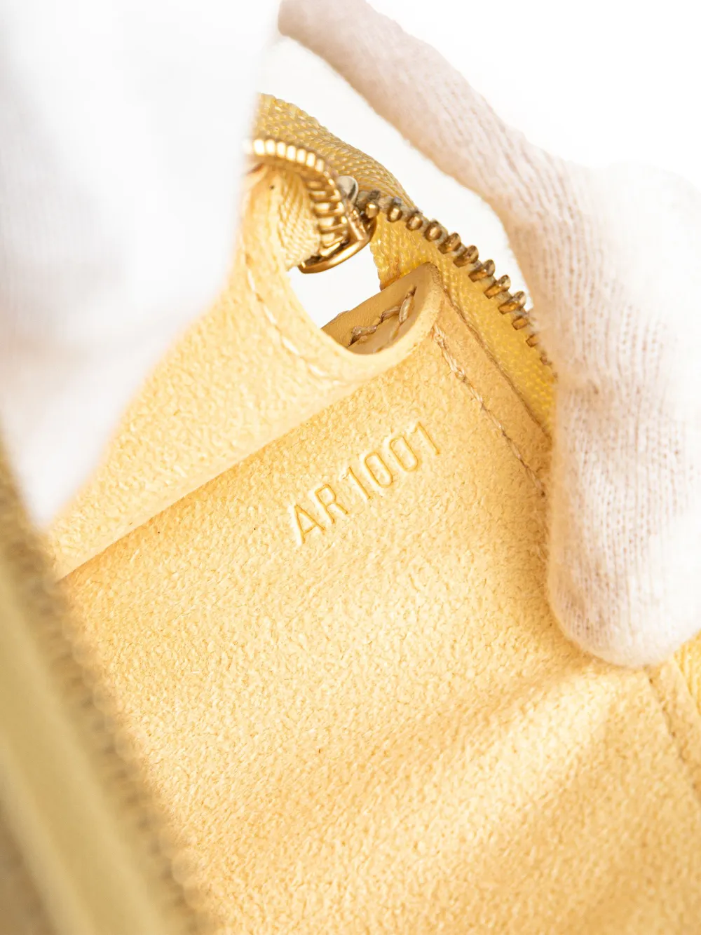 Pre-owned Louis Vuitton 2001 Epi Pochette Accessoires Shoulder Bag In Yellow
