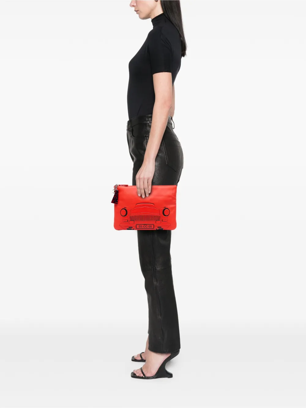 CHANEL Pre-Owned 2016-2017 Medium Printed Lambskin Cuba La Habana O Case clutch bag | Pre-Owned | Image 2
