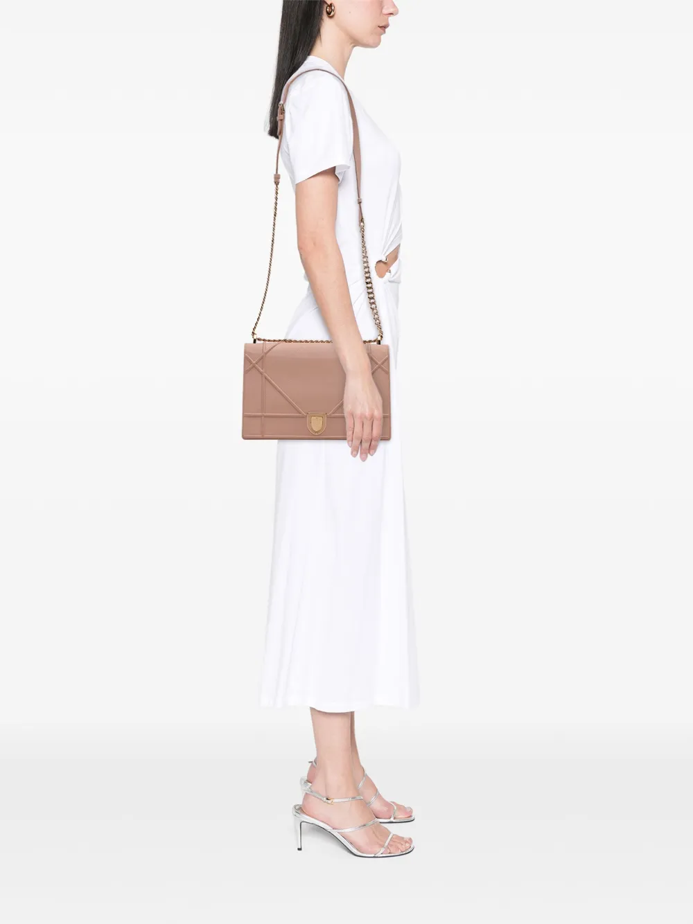 Christian Dior Pre-Owned 2016 Medium Grained Calfskin Diorama Flap crossbody bag | Pre-Owned | Image 2