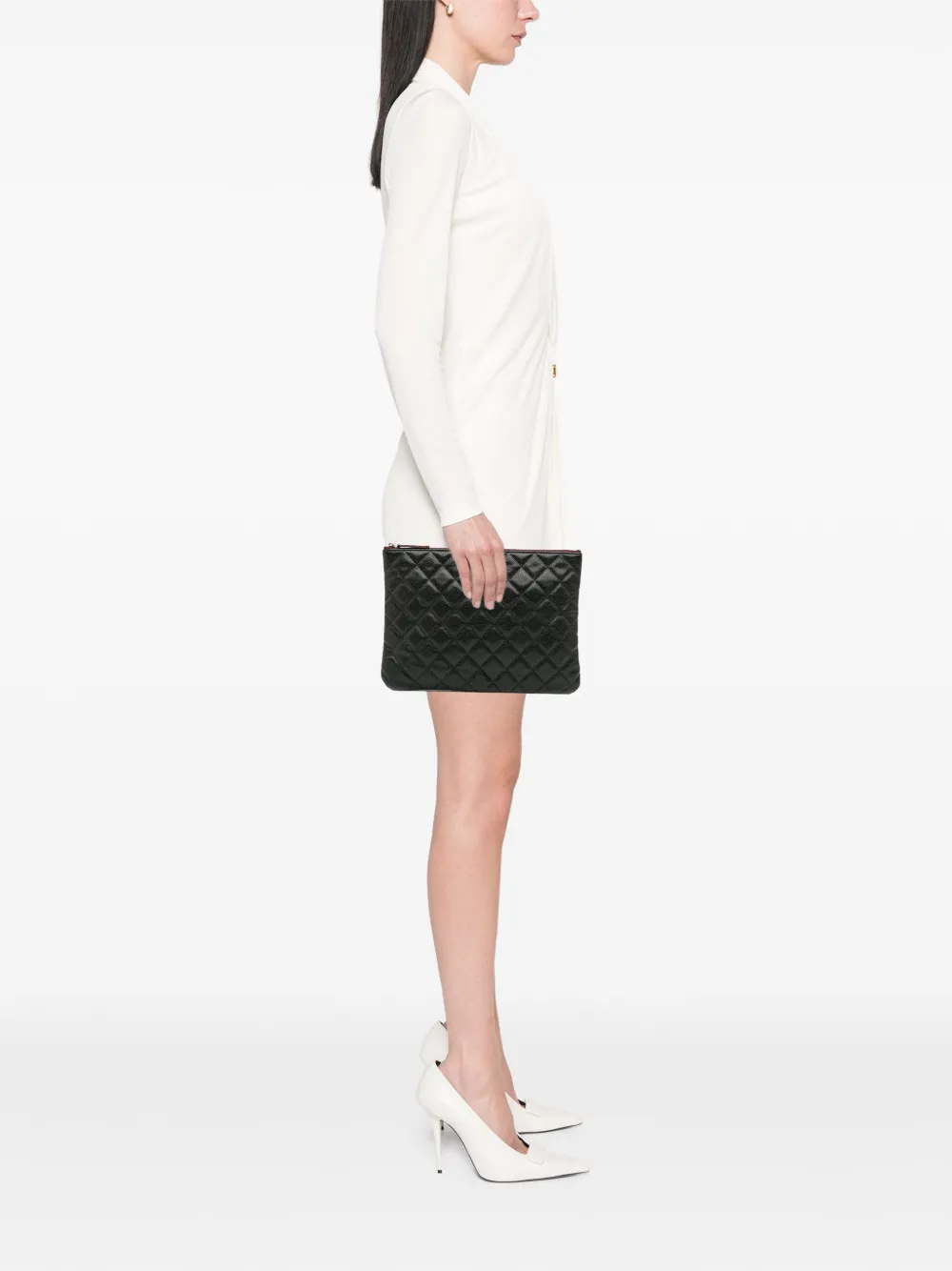 Pre-owned Chanel 2018 Medium Quilted Caviar O Case Clutch Bag In Black