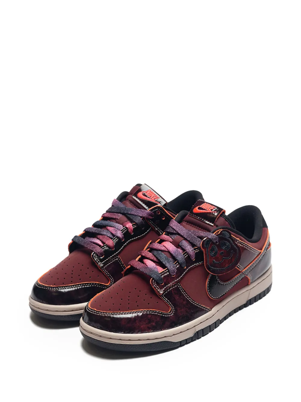 Nike Dunk Low SE "Red Panda" sneakers | Low-Tops | Image 2