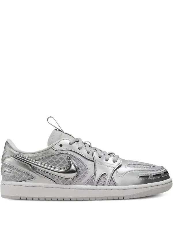 Nike Air Jordan 1 Low メタリックシルバー 31596569_61008726_600.jpg