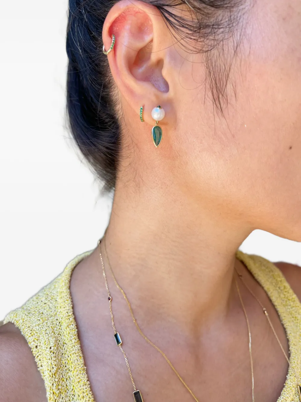 YI Collection aretes en oro amarillo de 18kt con gemas | Image 2