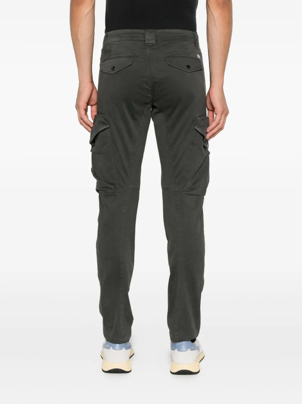 C.P. Company Broek met klepzakken Grijs