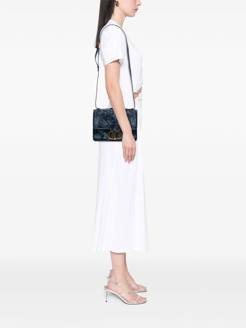 Christian Dior Pre-Owned 2021 Printed Denim Flowers 30 Montaigne Flap crossbody bag | Pre-Owned | Image 2