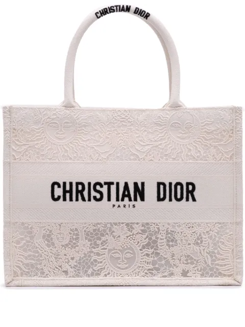 Christian Dior Pre-Owned 2023 Medium Canvas D Lace Sun Embroidery Book tote bag