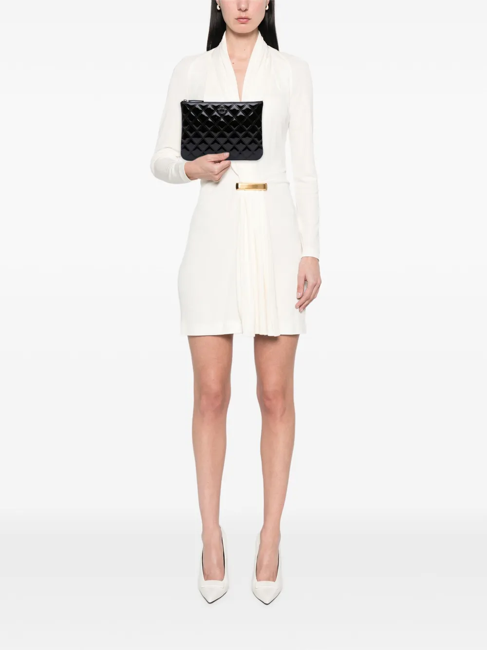 CHANEL Pre-Owned 2014-2015 Medium Quilted Patent O Case clutch bag | Pre-Owned | Image 2