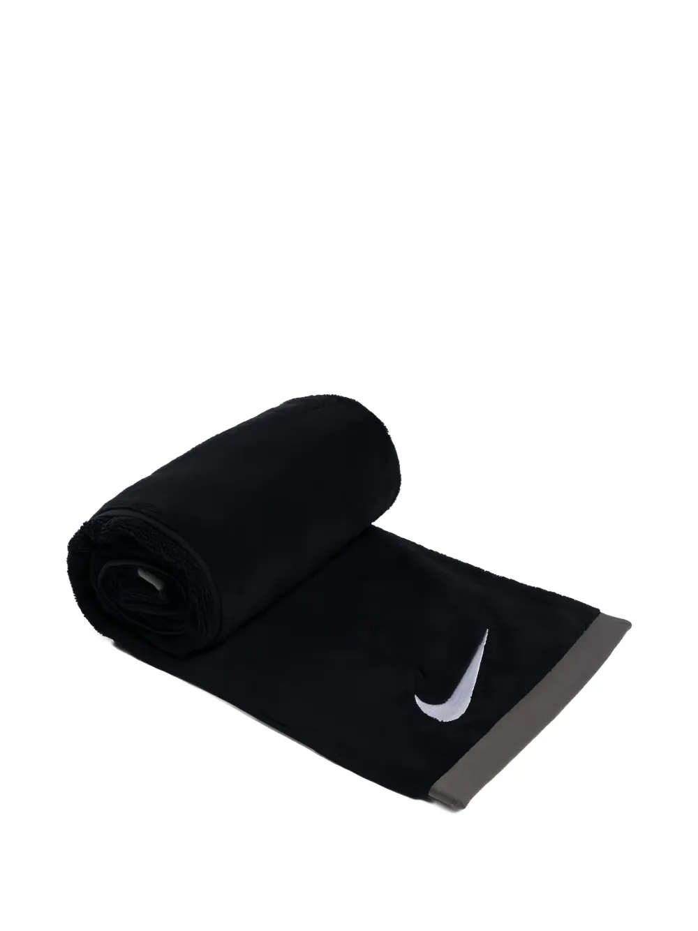 Nike Fundamental Badetuch Mit Logo-stickerei (60cm X 120cm) In Black