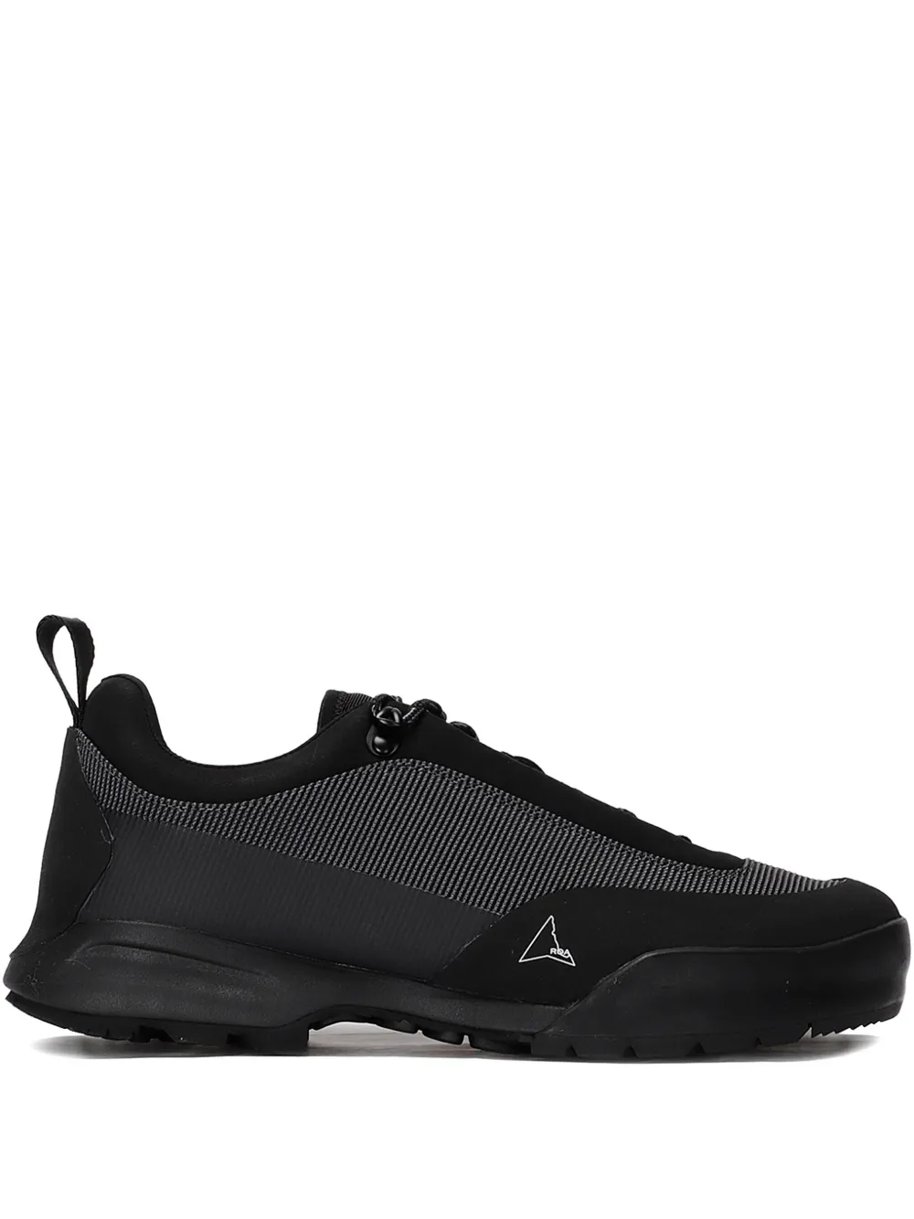 ROA Cingino embroidered-logo sneakers Black