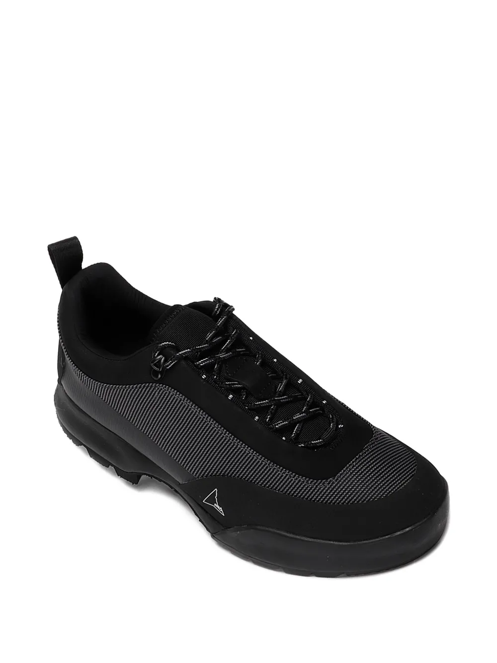 ROA Cingino embroidered-logo sneakers Black