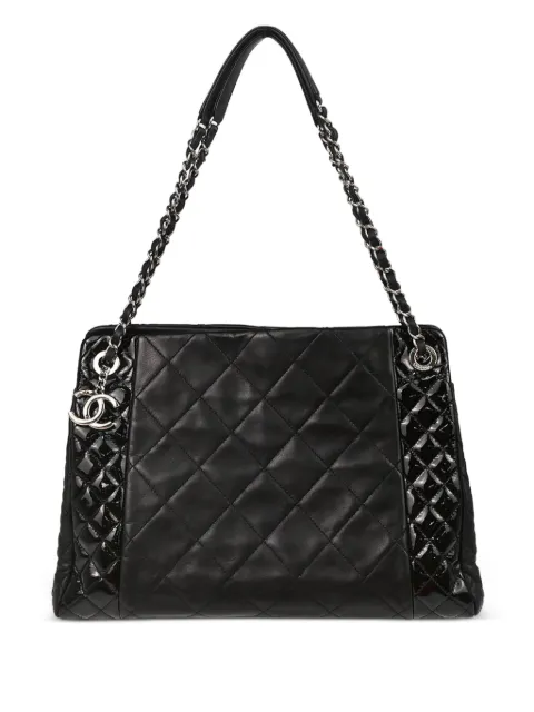 CHANEL Pre-Owned 2014 patent leather quilted tote bag