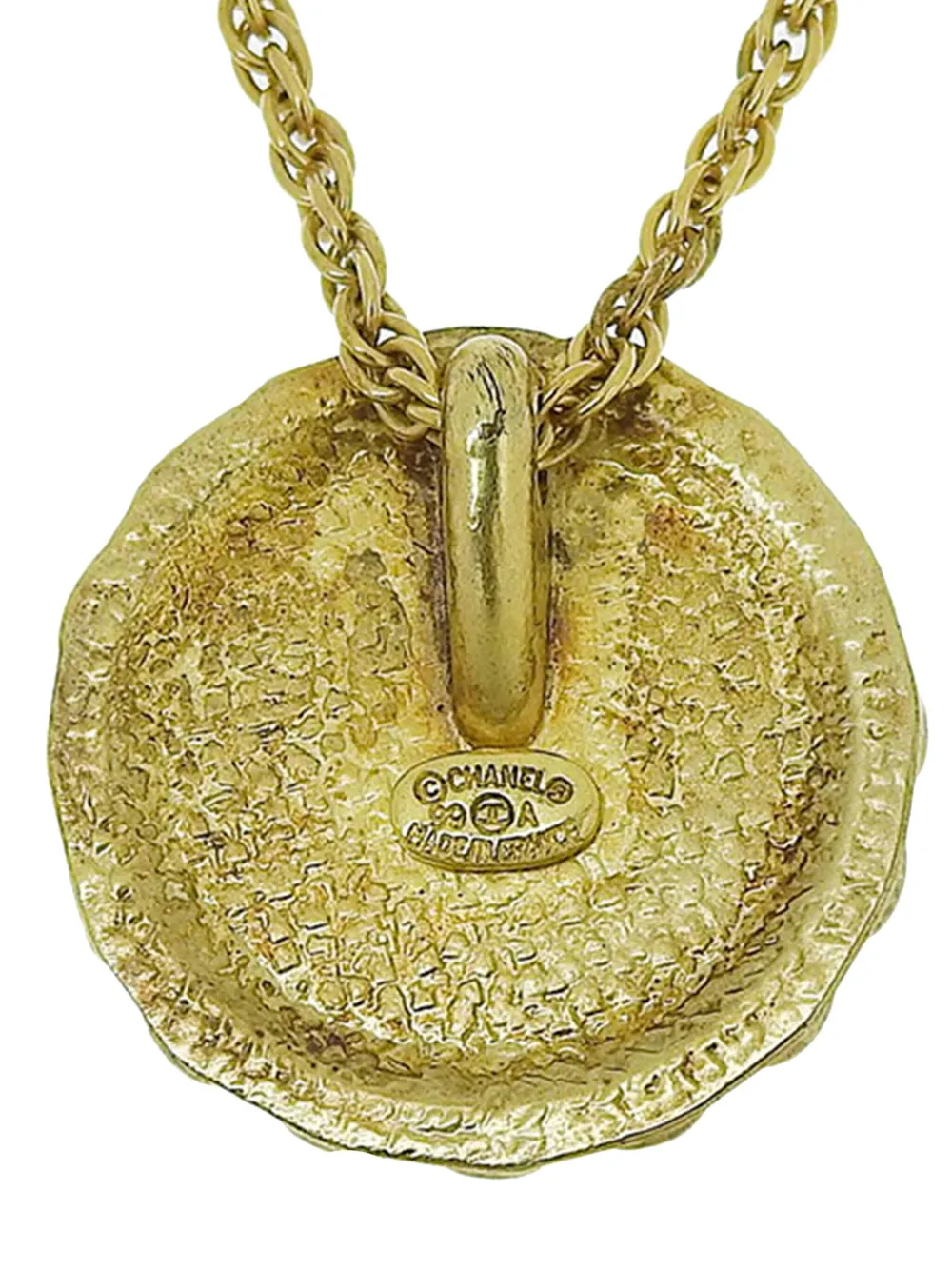 Pre-owned Chanel 1999 Gold Plated Logo Ribbon Pendant Necklace Costume Necklace