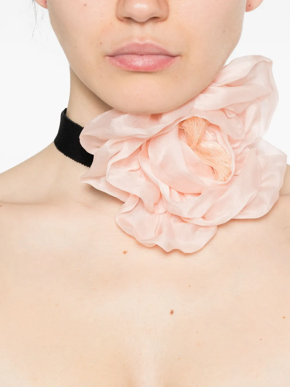 Parlor Silk-flower Choker Necklace In Pink