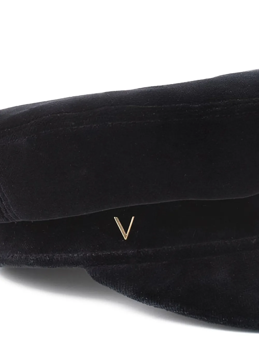 Vecsei Millinery Alexa velvet hat | Image 2