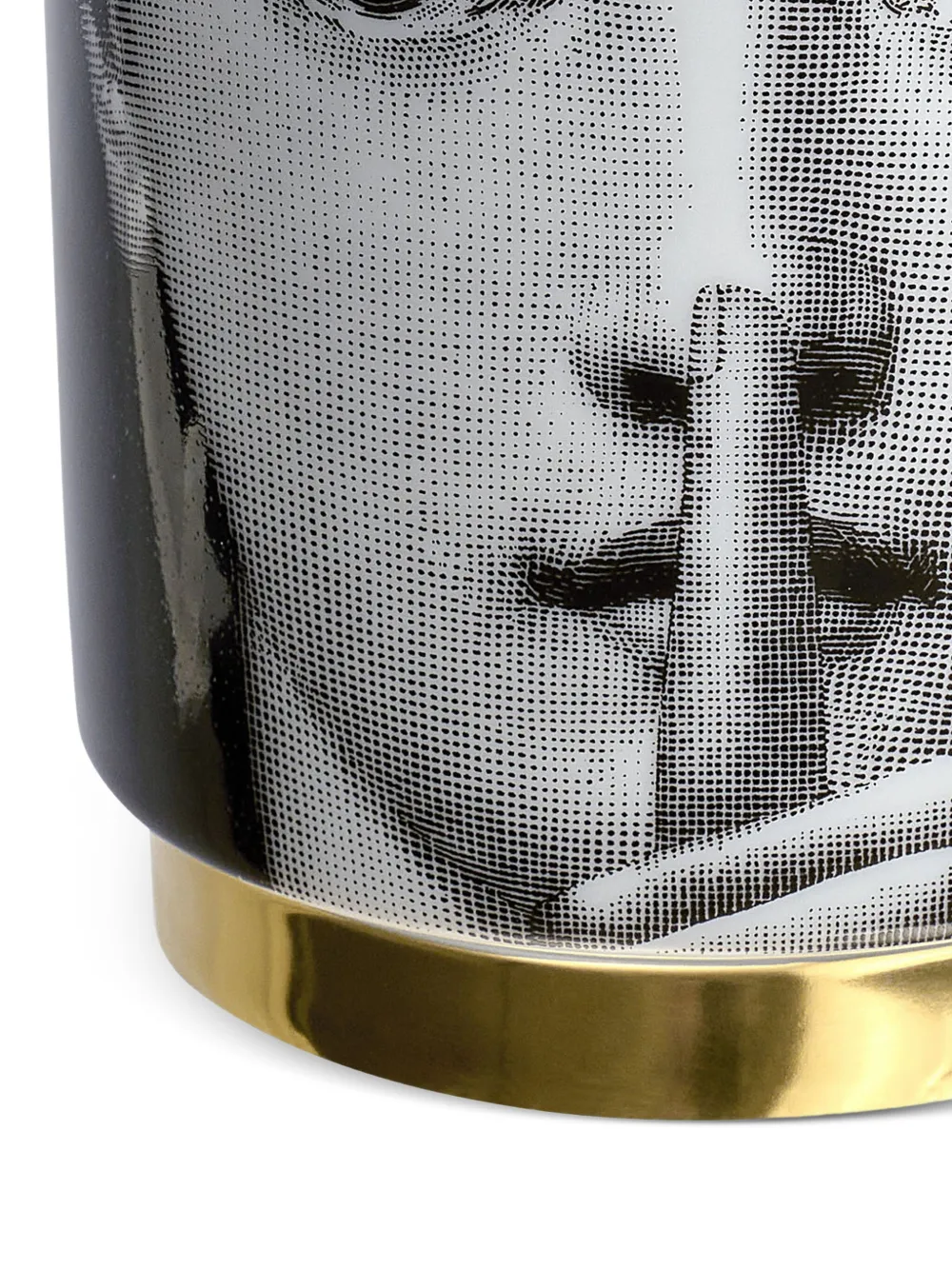 Fornasetti Silenzio Kerze Auf Goldbasis (235g) In Black