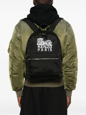 Scopri la nuova collezione di zaini da uomo di Kenzo su FARFETCH